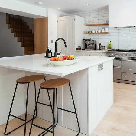 Beautiful And Spacious In South Circular Rd Feriehus