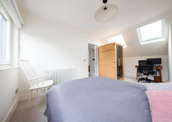 Beautiful And Spacious In South Circular Rd *