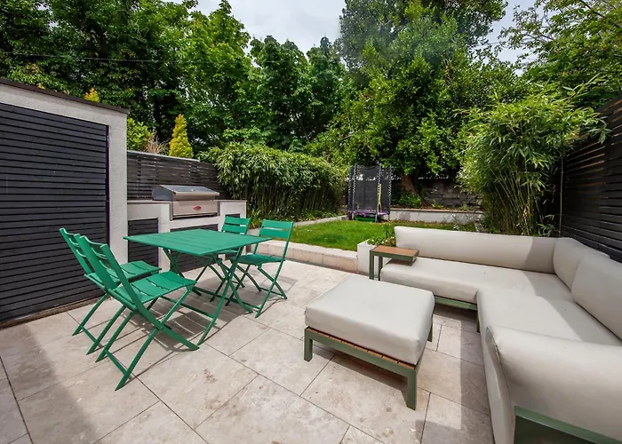 Beautiful And Spacious In South Circular Rd Semesterbostad *