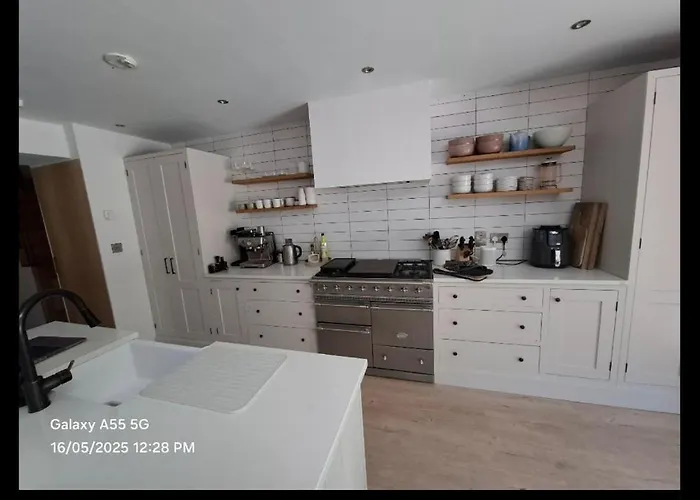 Semesterbostad Beautiful And Spacious In South Circular Rd