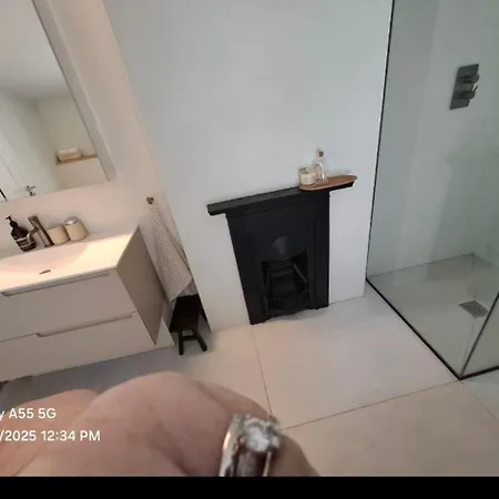 Beautiful And Spacious In South Circular Rd