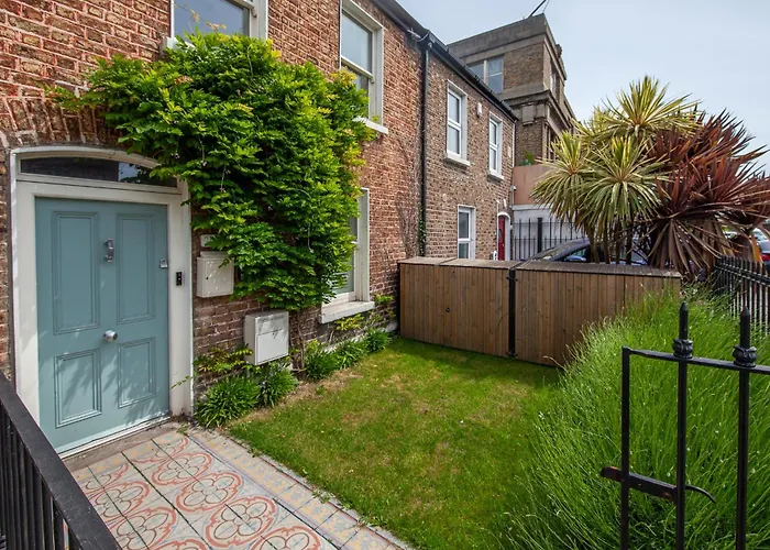 Beautiful And Spacious In South Circular Rd